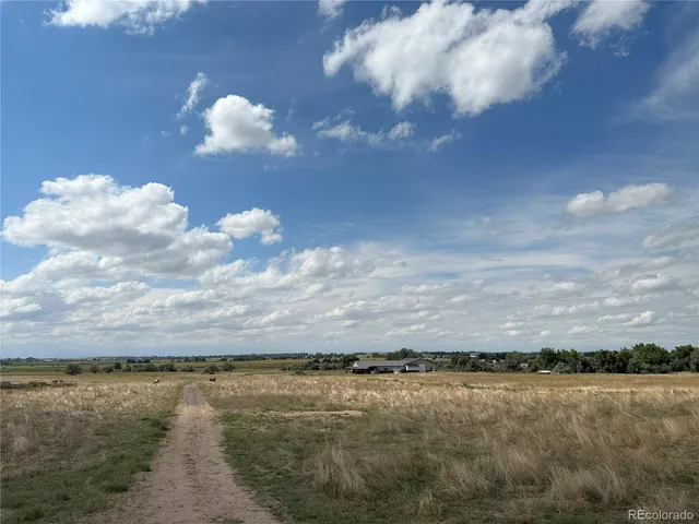 $1,999,500 | 41 County Road, Hudson, CO 80642