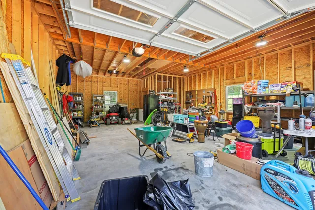 $325,000 | 523 Hedgewood Drive, Chattanooga, TN 37405