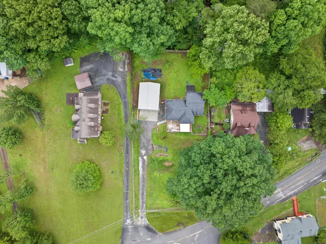 $325,000 | 523 Hedgewood Drive, Chattanooga, TN 37405