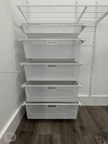 $1,700 | 2100 Southwest 100th Avenue, Unit 1, Miami, FL 33165