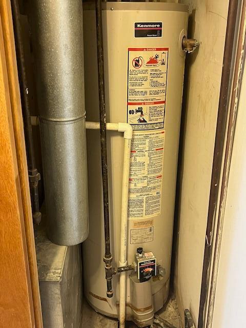 707 Cherry Hollow Road, Unit C Columbus, OH 43228 - Photo 20 of 21 Utility area showing hot water tank.