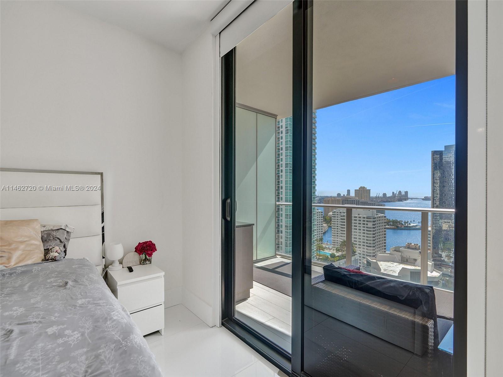 1010 Brickell Avenue, Unit 2505 Miami, FL 33131 - Photo 16 of 61