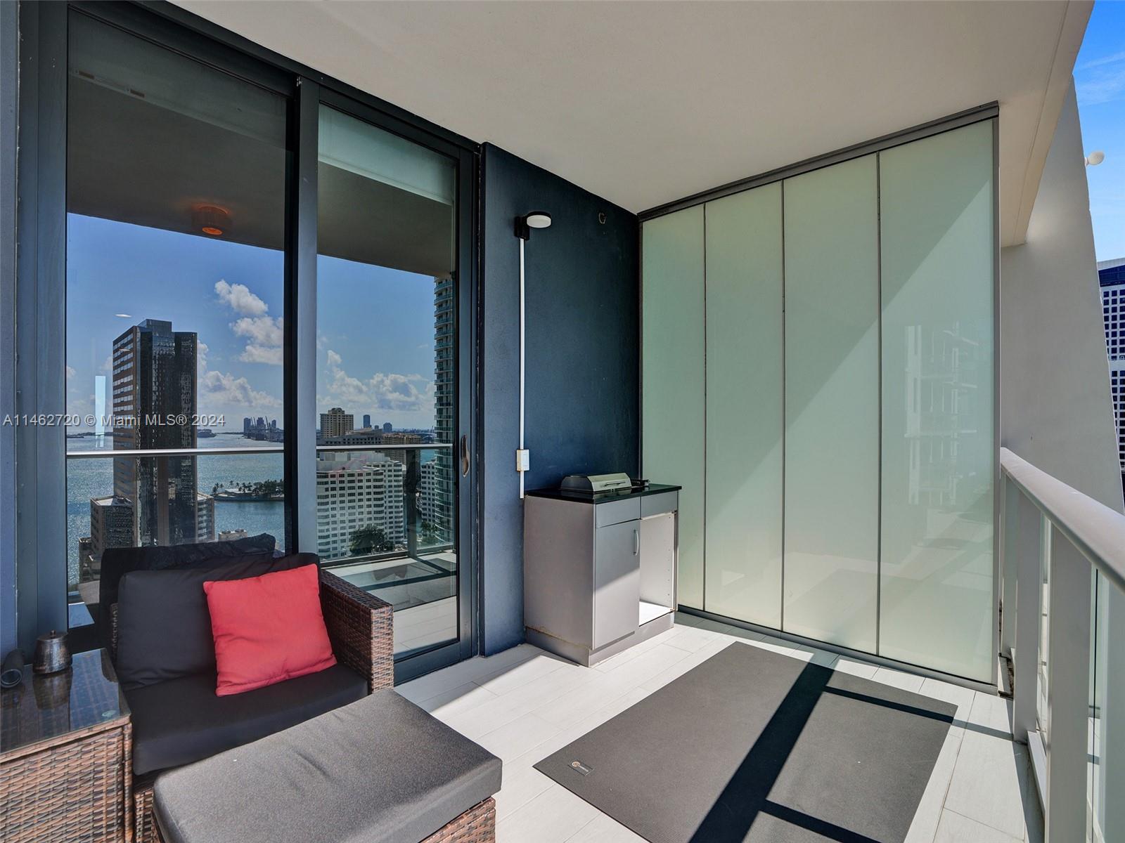 1010 Brickell Avenue, Unit 2505 Miami, FL 33131 - Photo 47 of 61