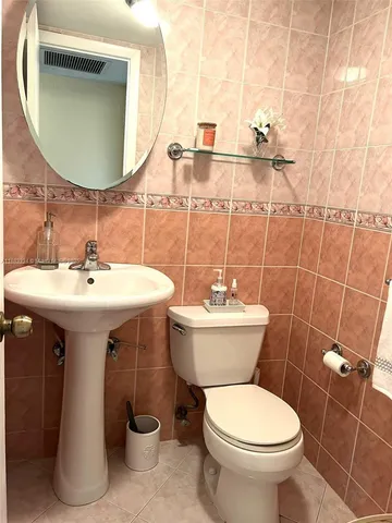 a view of a lake with houses