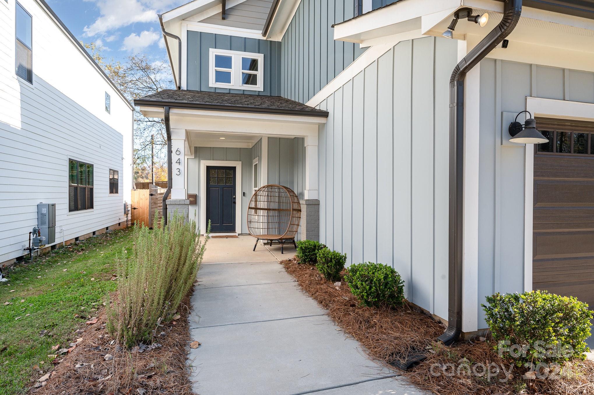 643 Tennyson Drive Charlotte, NC 28208 - Photo 3 of 42 a view of a back yard of the house