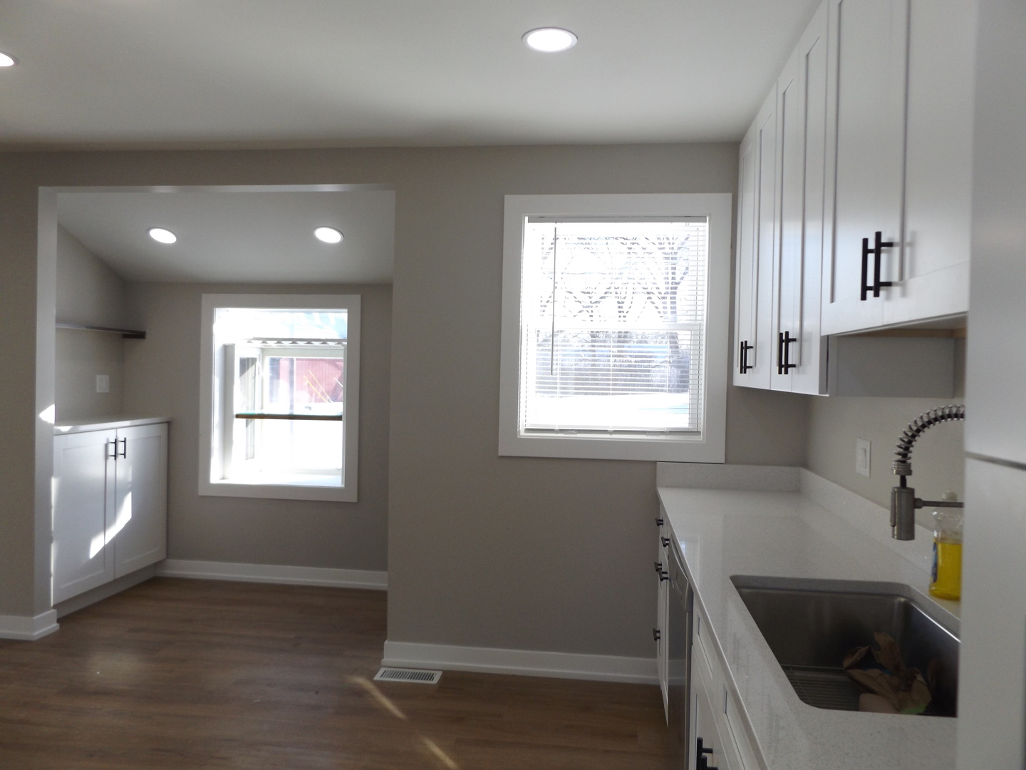 2203 South Street Rolling Meadows, IL 60008 - Photo 9 of 27