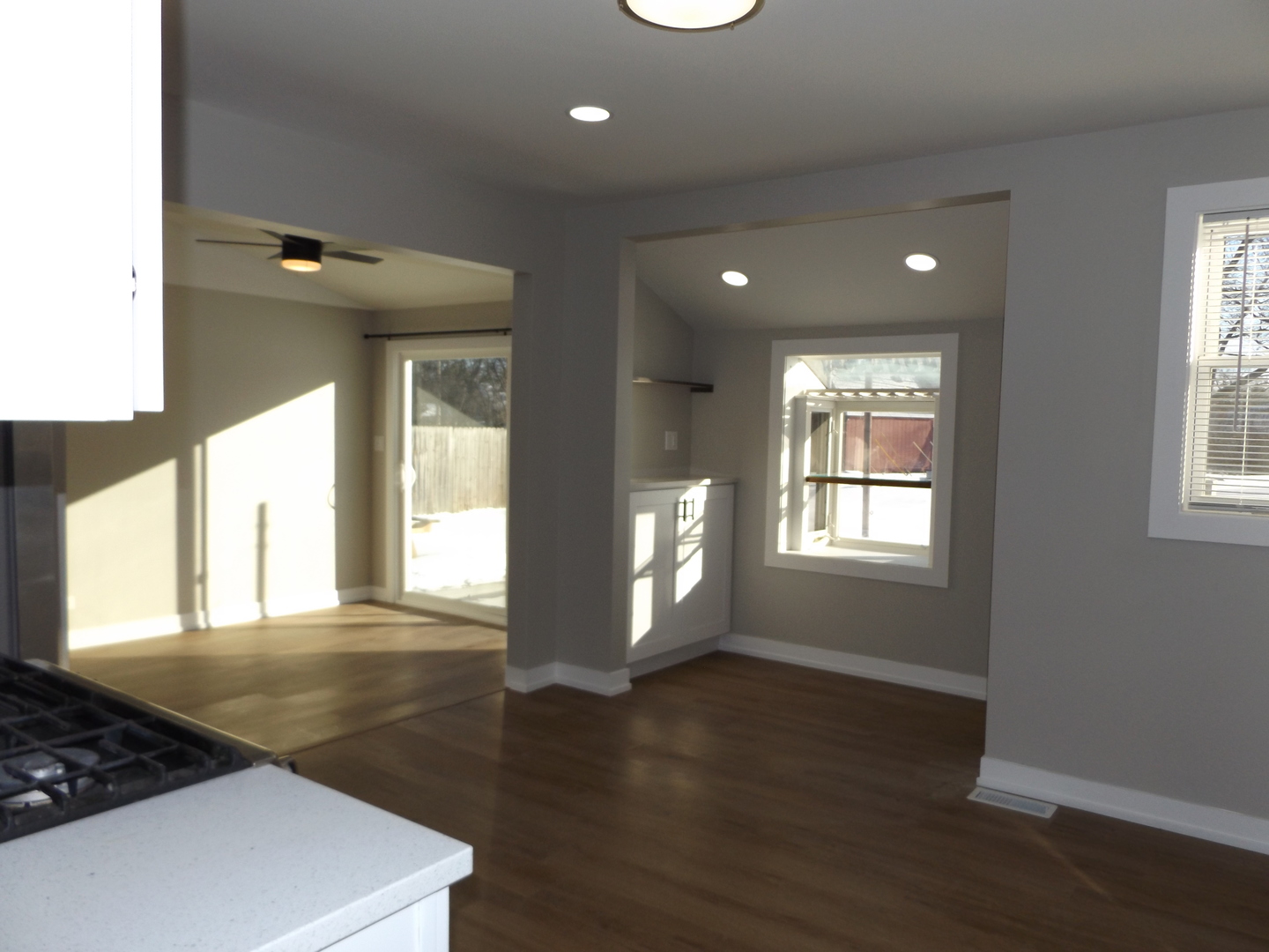 2203 South Street Rolling Meadows, IL 60008 - Photo 10 of 27