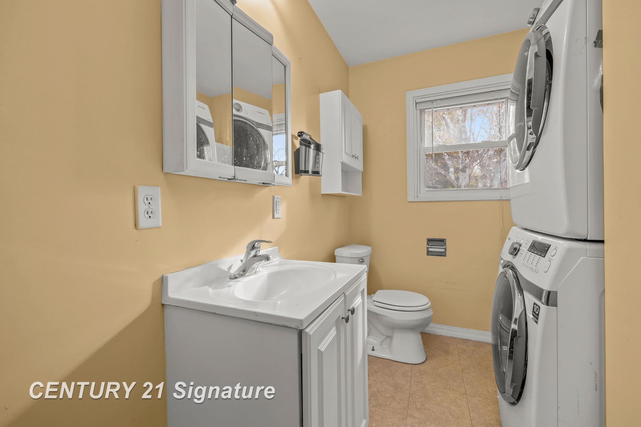 4571 Shattuck Road Saginaw, MI 48603 - Photo 15 of 27 50161200-b3cd8247-7a7d-41a2-a2e4-d8d0511a6c3e.JPG