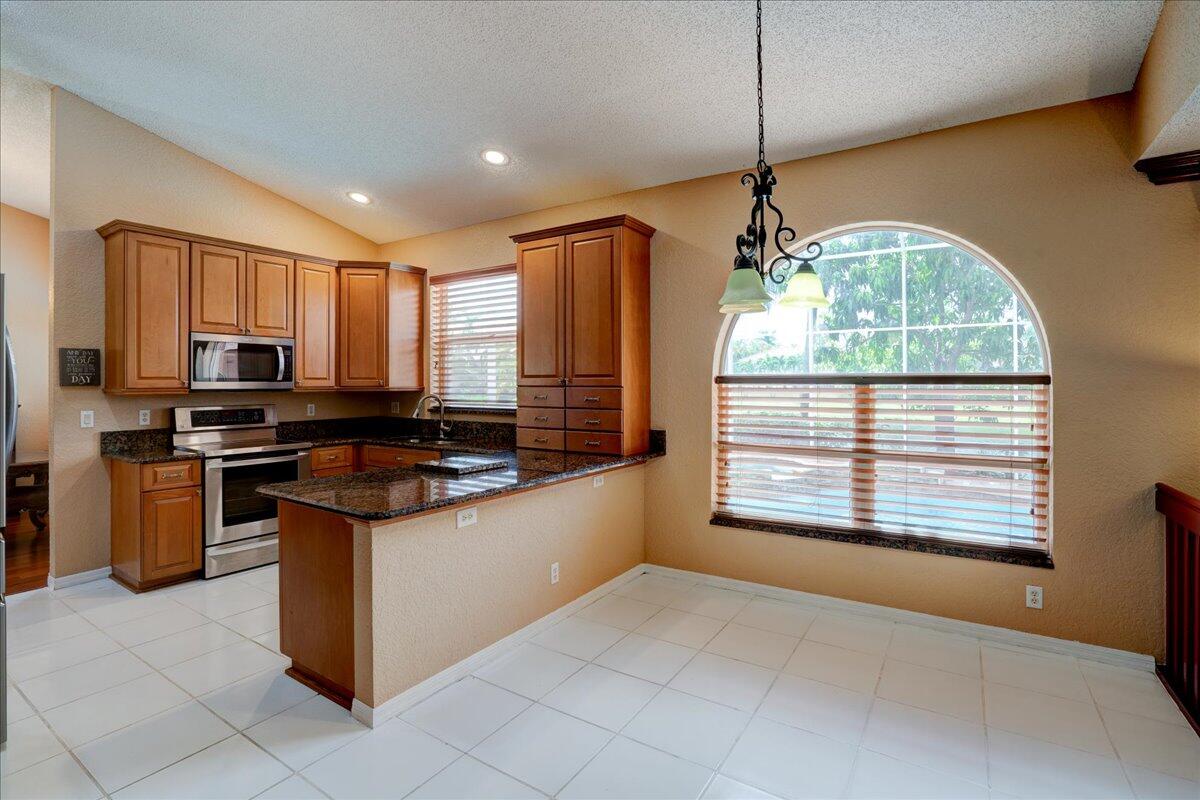 19574 Dinner Key Drive Boca Raton, FL 33498 - Photo 11 of 25 Breakfast Nook