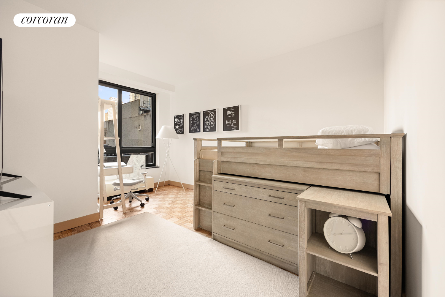 100 United Nations Plaza, Unit 7G Manhattan, NY 10017 - Photo 8 of 12 a view of living room with furniture and flat screen tv
