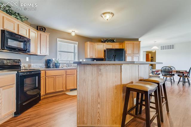 3250 Hoofbeat Road Peyton, CO 80831 - Photo 9 of 34 Gallery Image 9