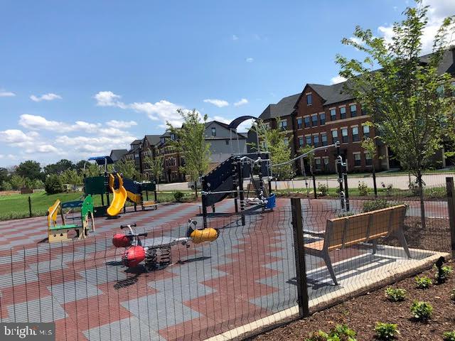 22332 Foundation Drive Ashburn, VA 20148 - Photo 38 of 38