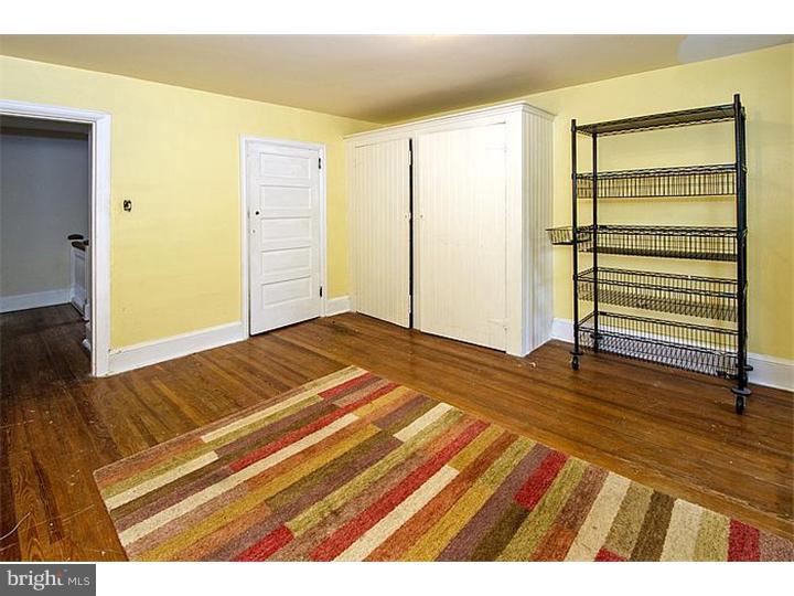 6357 Sherwood Road Philadelphia, PA 19151 - Photo 17 of 25 Gallery Image 17