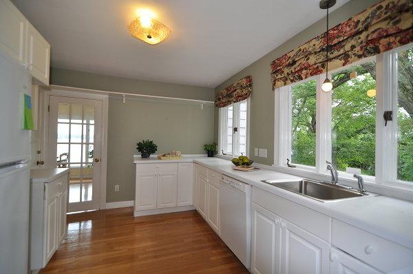 15 Parker Road Arlington, MA 02474 - Photo 5 of 19