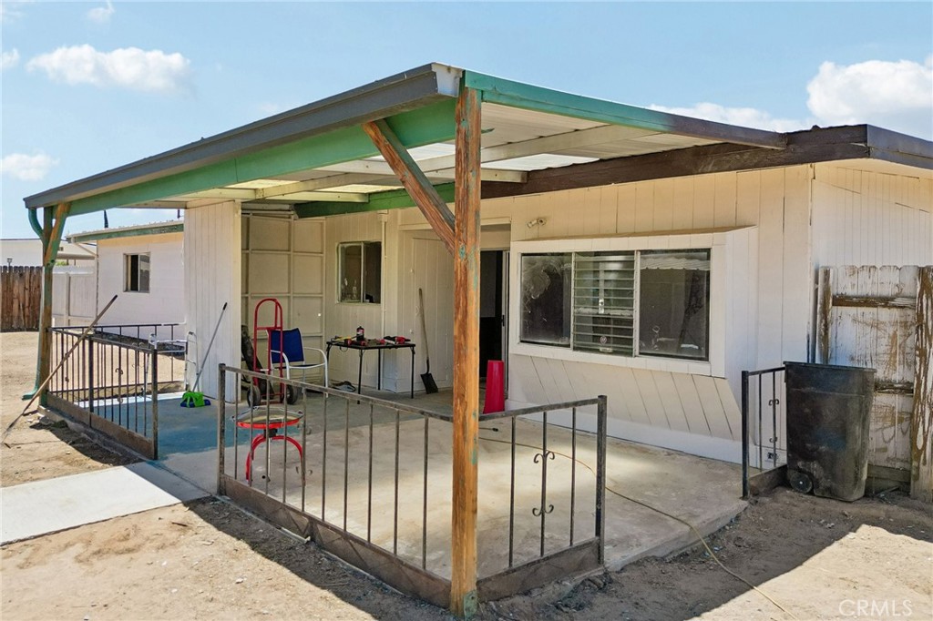 13207 Nicola Road Apple Valley, CA 92308 - Photo 21 of 33