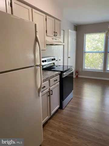 $292,000 | 13270 Meander Cove Drive, Unit 14, Germantown, MD 20874