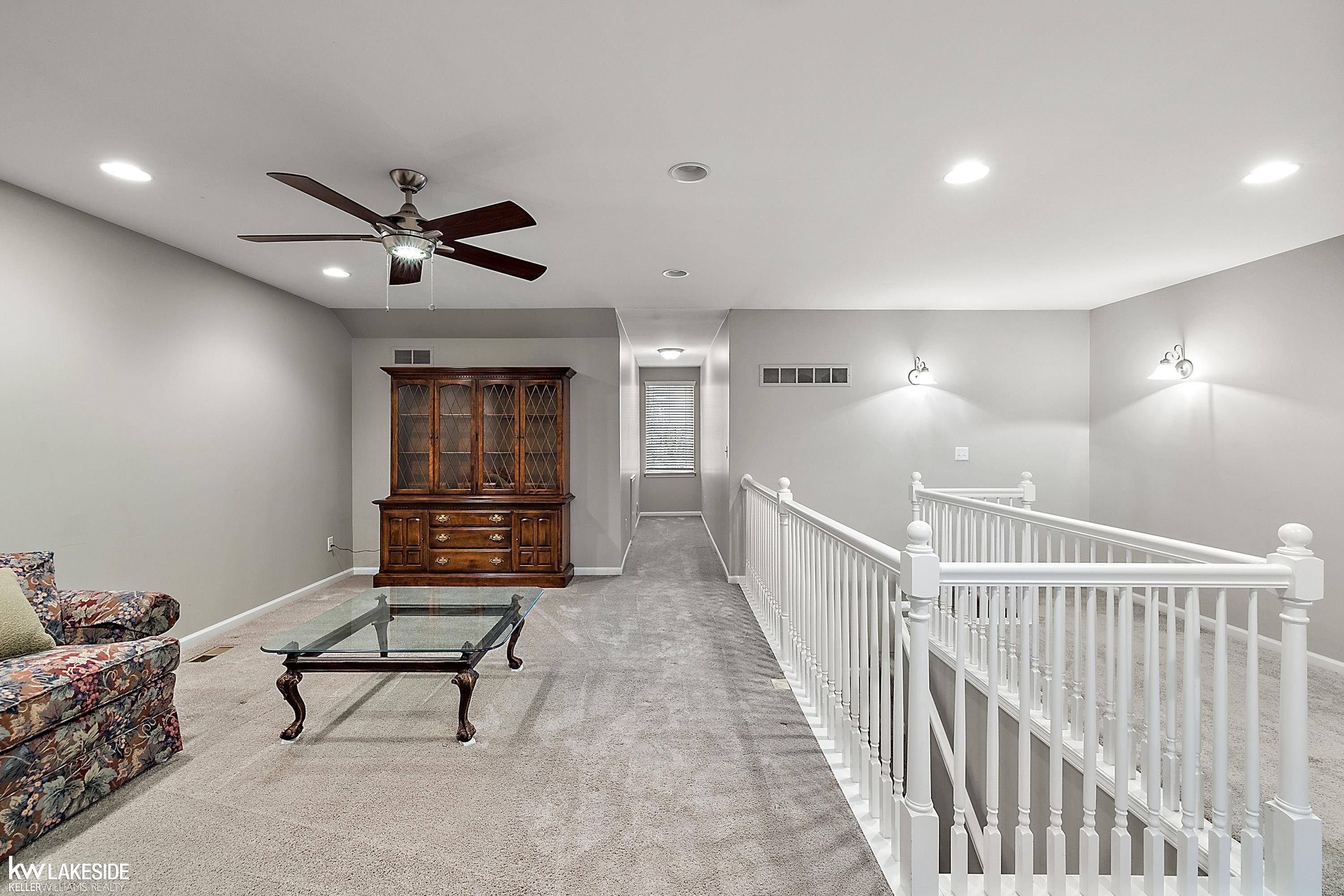 747 East Bluff Court Rochester, MI 48306 - Photo 38 of 79 50138673-3a11c98d-10a9-477b-ac19-936f89c121f3.JPG