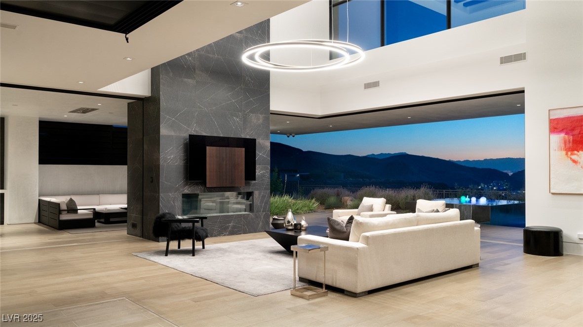 9 Boulderback Drive Henderson, NV 89012 - Photo 5 of 65