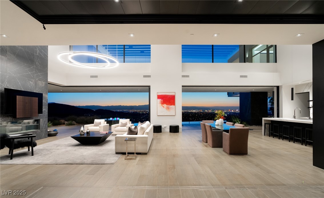 9 Boulderback Drive Henderson, NV 89012 - Photo 6 of 65