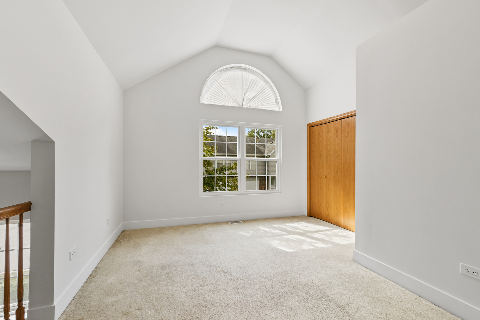 14710 Kenton Avenue Midlothian, IL 60445 - Photo 20 of 20 an empty room with a window