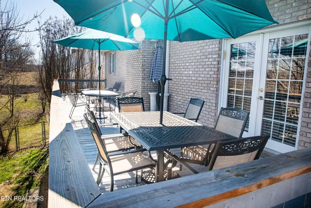 $649,000 | 352 Rutherford Drive, New Tazewell, TN 37825