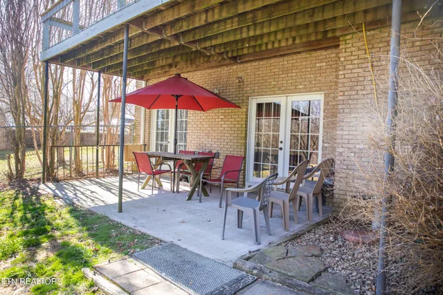 $649,000 | 352 Rutherford Drive, New Tazewell, TN 37825