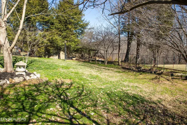 $649,000 | 352 Rutherford Drive, New Tazewell, TN 37825