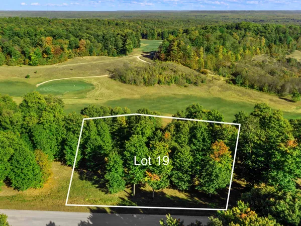 $49,900 | 19 Heather Ridge Trail, Beulah, MI 49617