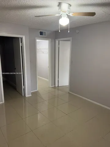 $2,200 | 15661 Southwest 104th Terrace, Unit 3210, Miami, FL 33196