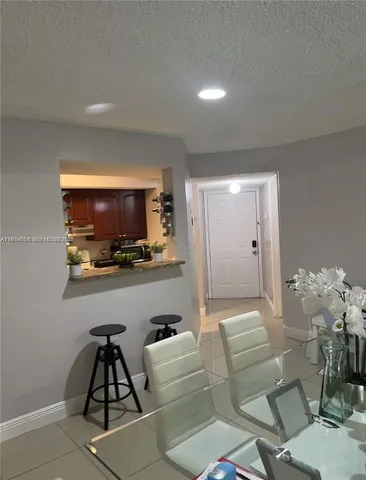 $2,200 | 15661 Southwest 104th Terrace, Unit 3210, Miami, FL 33196