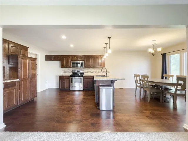 $340,000 | 6308 Northwest 82 Court, Kansas City, MO 64151