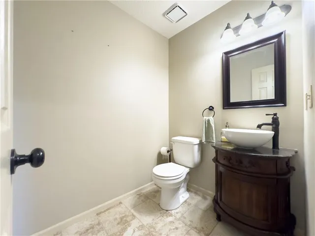 $340,000 | 6308 Northwest 82 Court, Kansas City, MO 64151