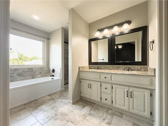 $340,000 | 6308 Northwest 82 Court, Kansas City, MO 64151