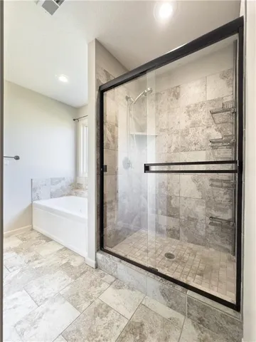 $340,000 | 6308 Northwest 82 Court, Kansas City, MO 64151