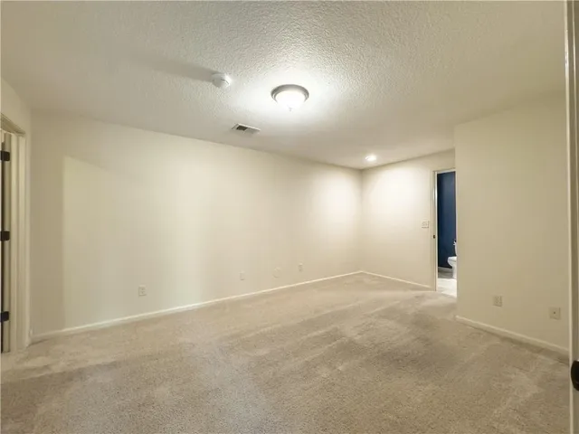 $340,000 | 6308 Northwest 82 Court, Kansas City, MO 64151