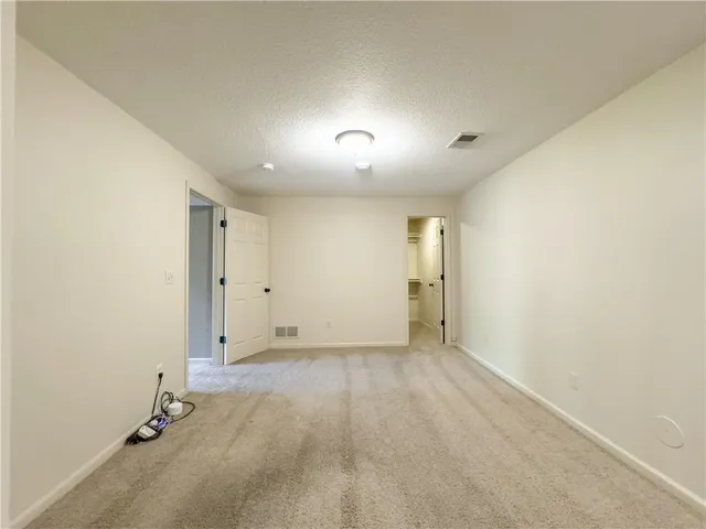 $340,000 | 6308 Northwest 82 Court, Kansas City, MO 64151