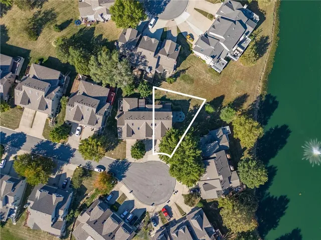 $340,000 | 6308 Northwest 82 Court, Kansas City, MO 64151