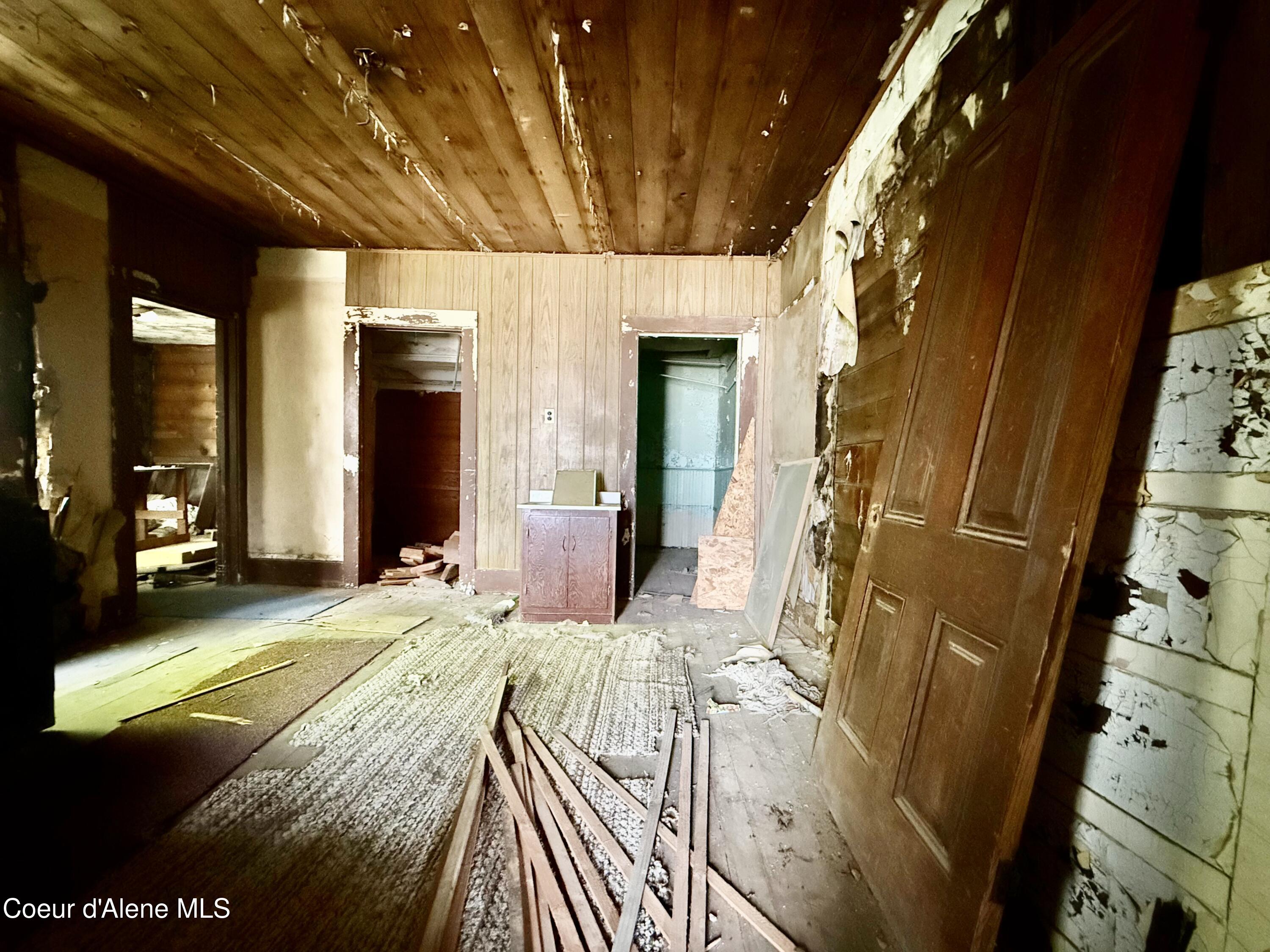 408 High Bank Street Wallace, ID 83873 - Photo 12 of 30 Second Floor