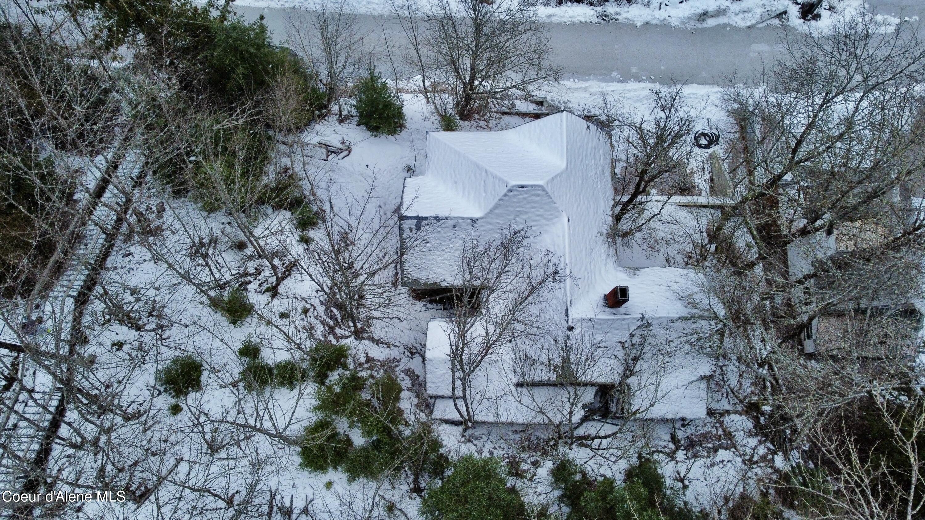 408 High Bank Street Wallace, ID 83873 - Photo 35 of 36 Winter Aerial