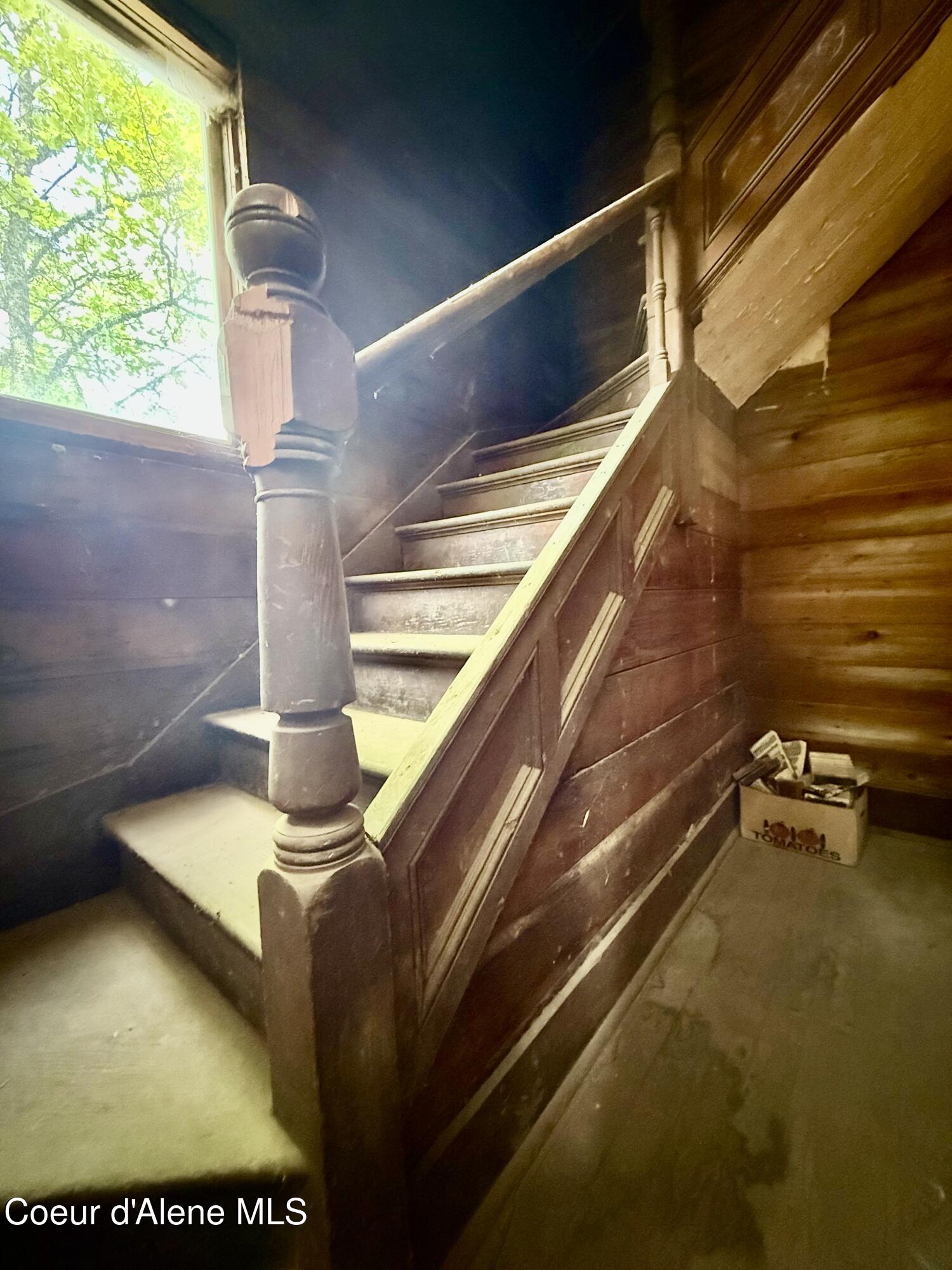 408 High Bank Street Wallace, ID 83873 - Photo 7 of 30 Entry