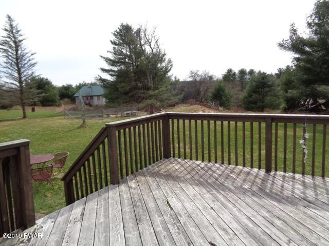 475 Rowland Road Greeley, PA 18425 - Photo 5 of 41 Back Deck