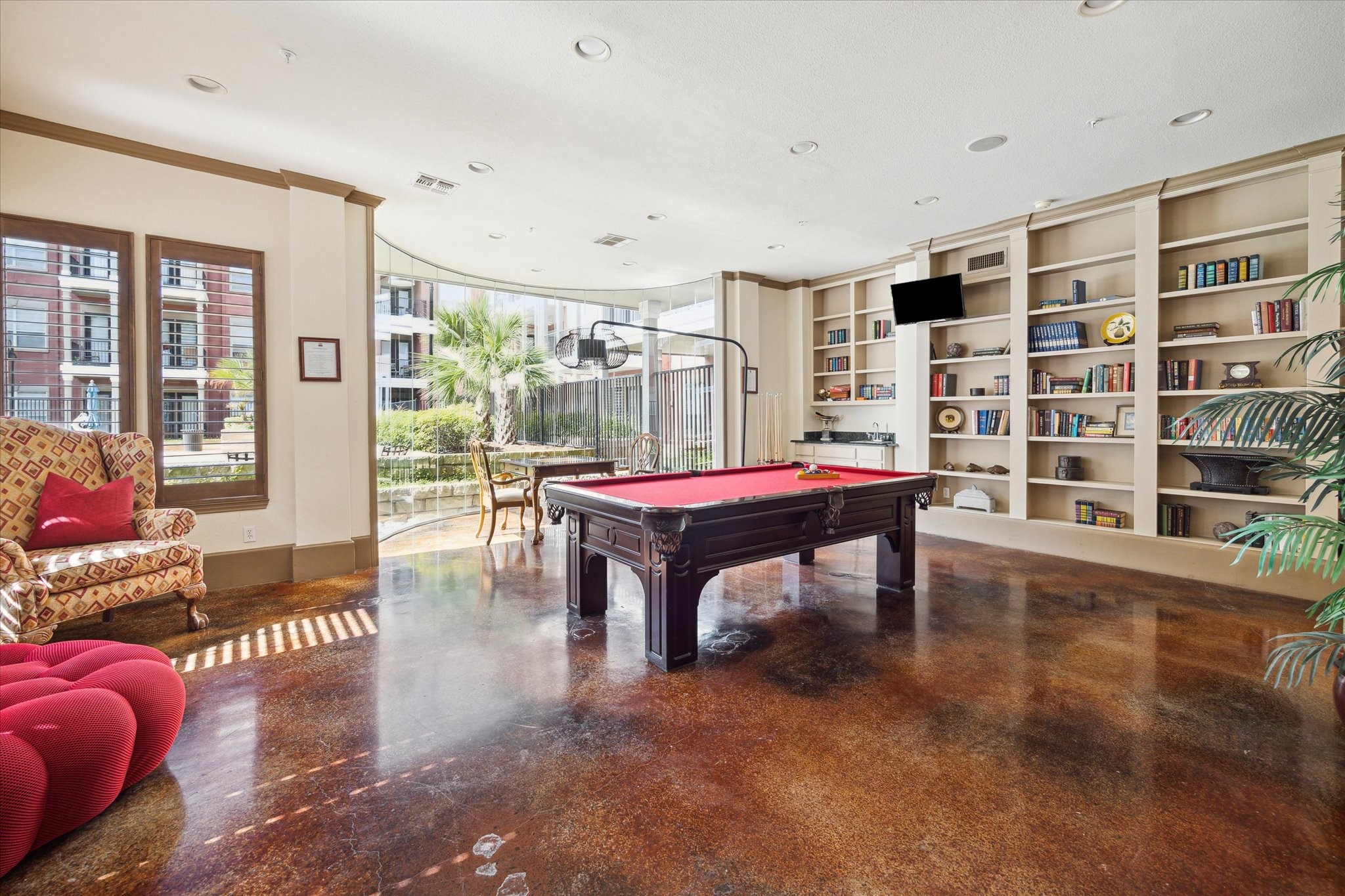 2400 McCue Road, Unit 460 Houston, TX 77056 - Photo 18 of 21 a room with furniture and pool table