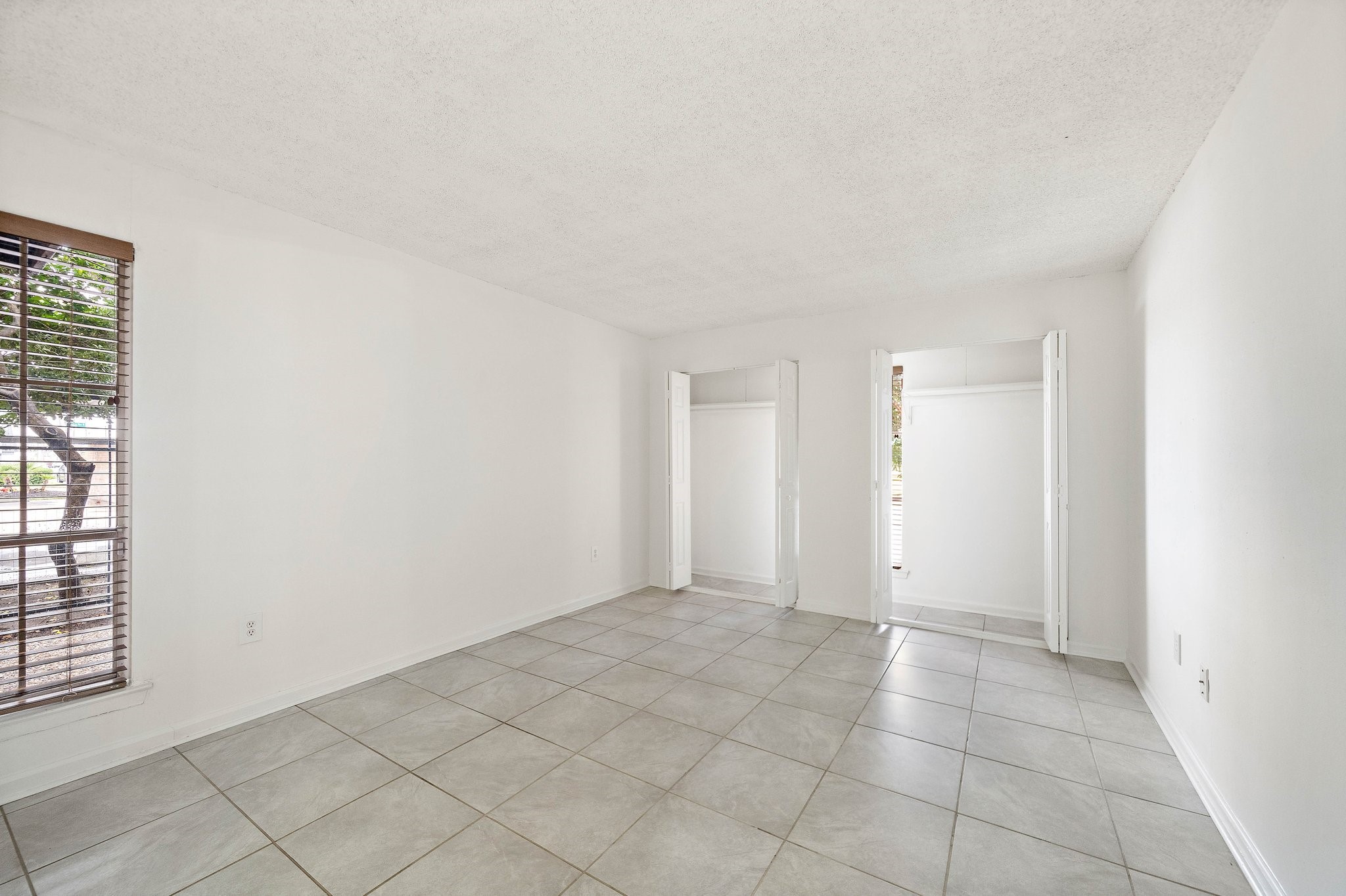 711 Holiday Drive, Unit 63 Galveston, TX 77550 - Photo 9 of 10