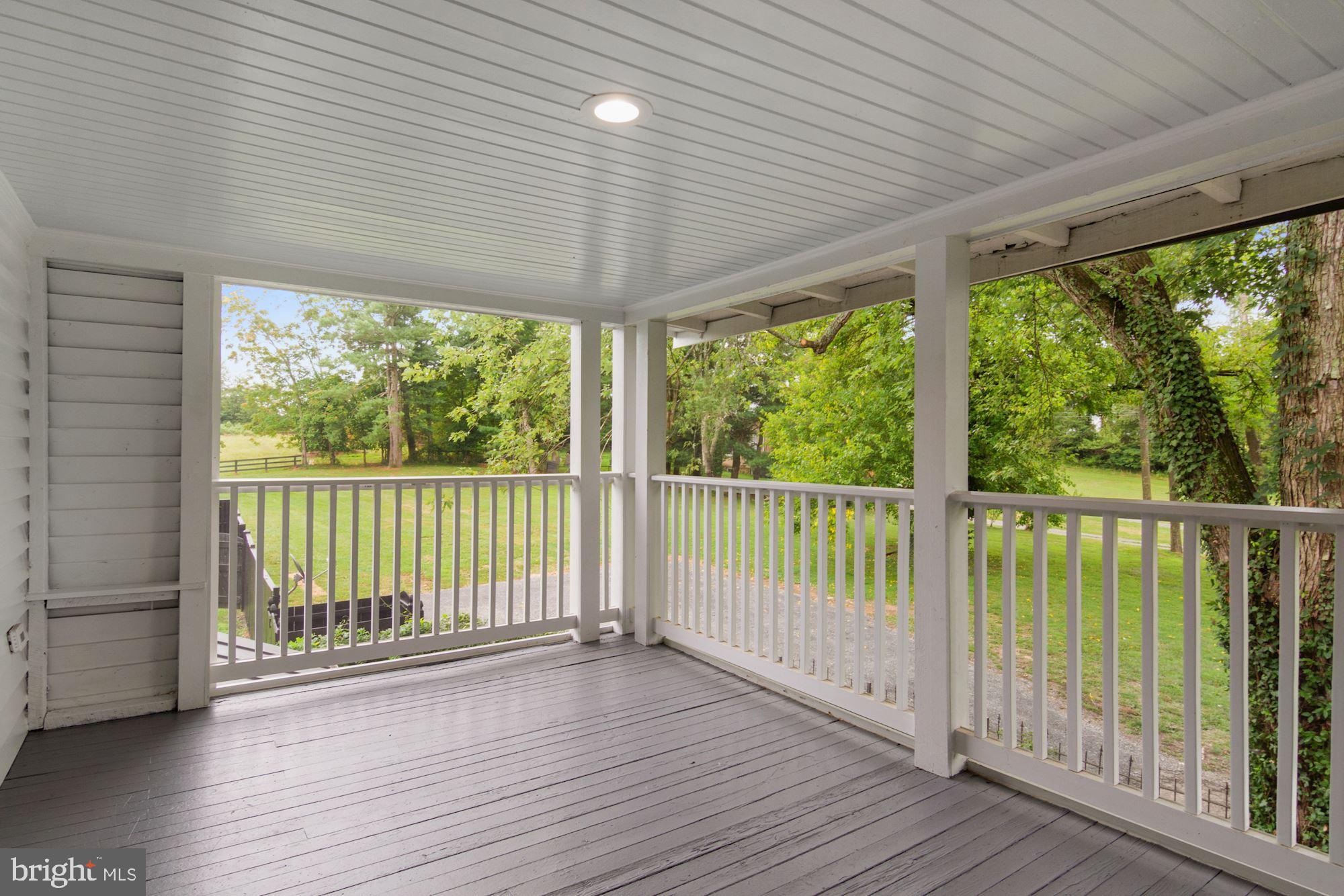 7021 Leeds Manor Road Marshall, VA 20115 - Photo 20 of 31 Sleeping porch is screened, off Master BR
