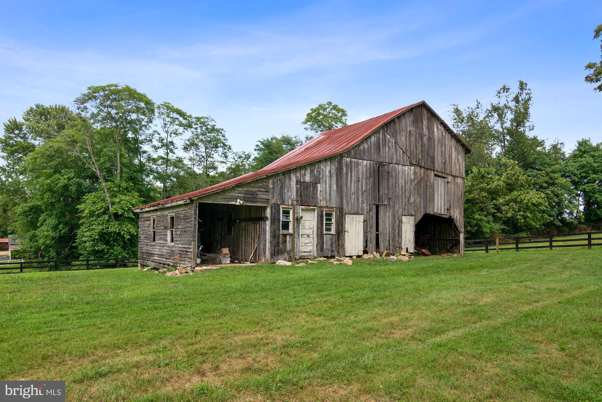 7021 Leeds Manor Road Marshall, VA 20115 - Photo 30 of 31 Classic old barn, sold "As Is"