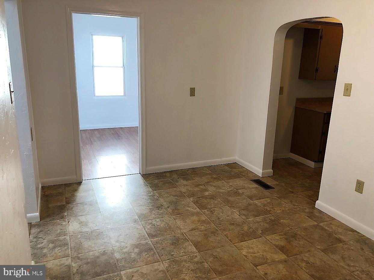 5730 Hanover Road Hanover, PA 17331 - Photo 5 of 14