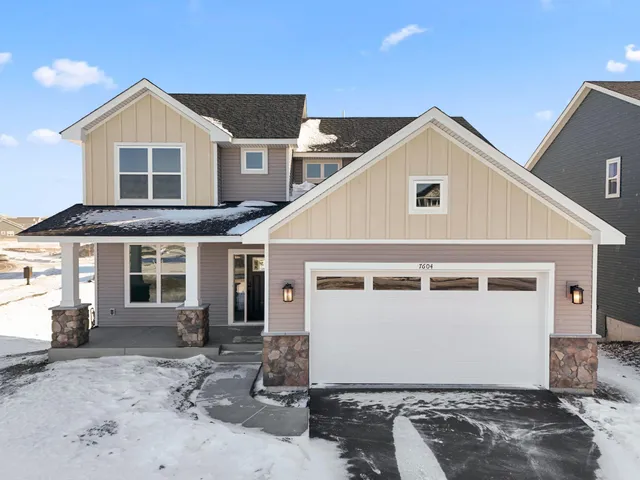 $551,935 | 7604 Osakis Street, Lino Lakes, MN 55038