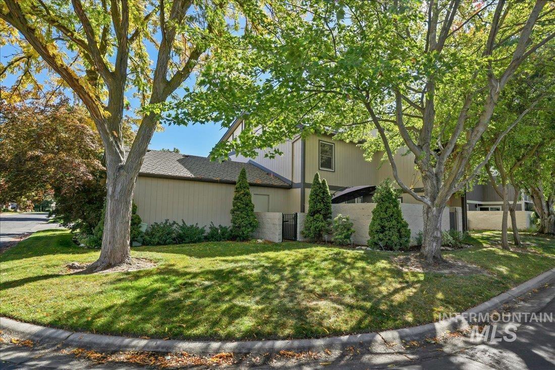 1549 Lenz Lane Boise, ID 83712 - Photo 30 of 42