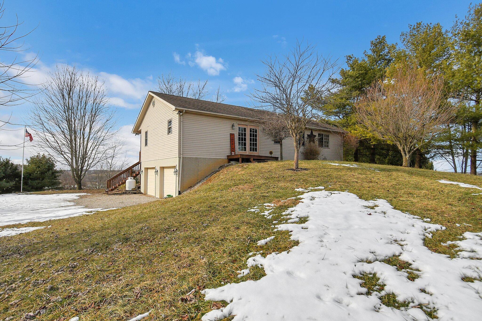 514 Roe Lane Kingston, OH 45644 - Photo 30 of 44 5524573C-56D1-4B4F-AE35-1E9BDA7BF608