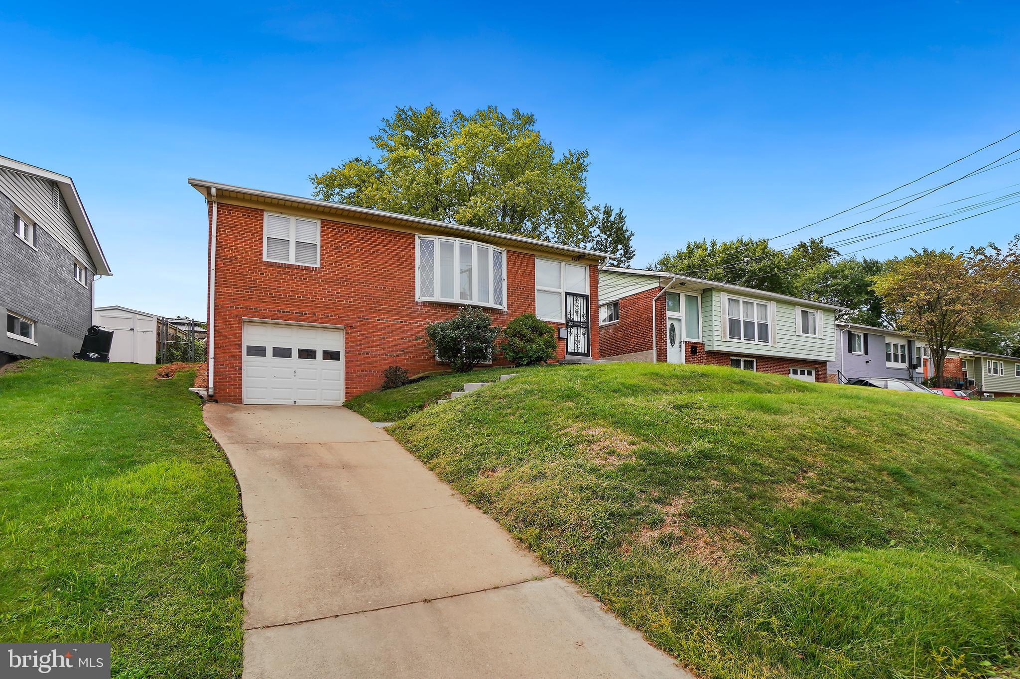 4435 G Street Southeast Washington, DC 20019 - Photo 2 of 30